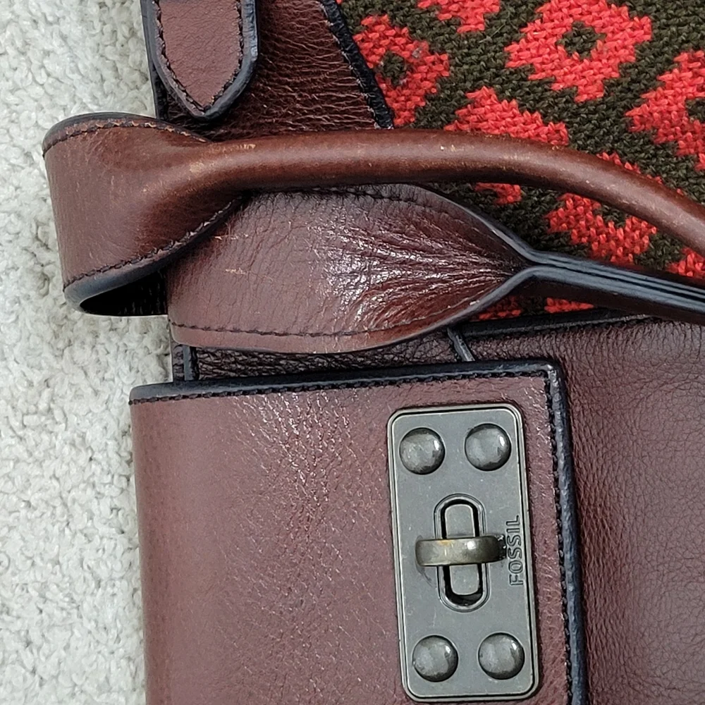 Vintage Fossil Reissue Tapestry Kilimanjaro Leather Hand Bag Turn-Lock Red Brown - Picture 7 of 16